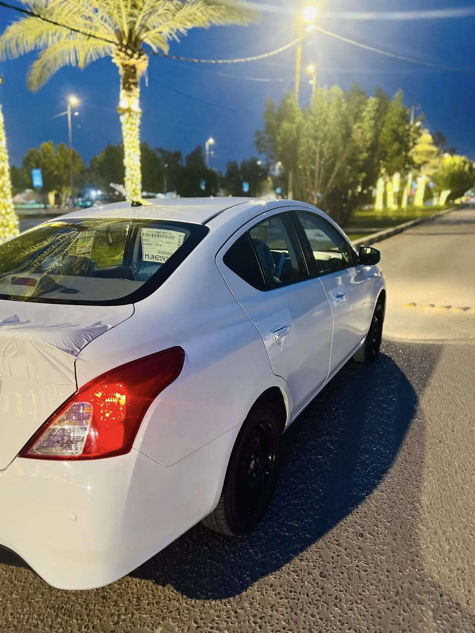 للبيع صني موديل 25 رقم اربيل بأسم شركه وكاله تحويل سياره كفاله عامه فقط بيها شخط باب السايق  الباقي على وضع الشركه جديده ماشيه 17الف
فول مواصفات داخل بيجي سعر 120 مكان النجف شارع الروان اتصال 📞 فقط ***********
