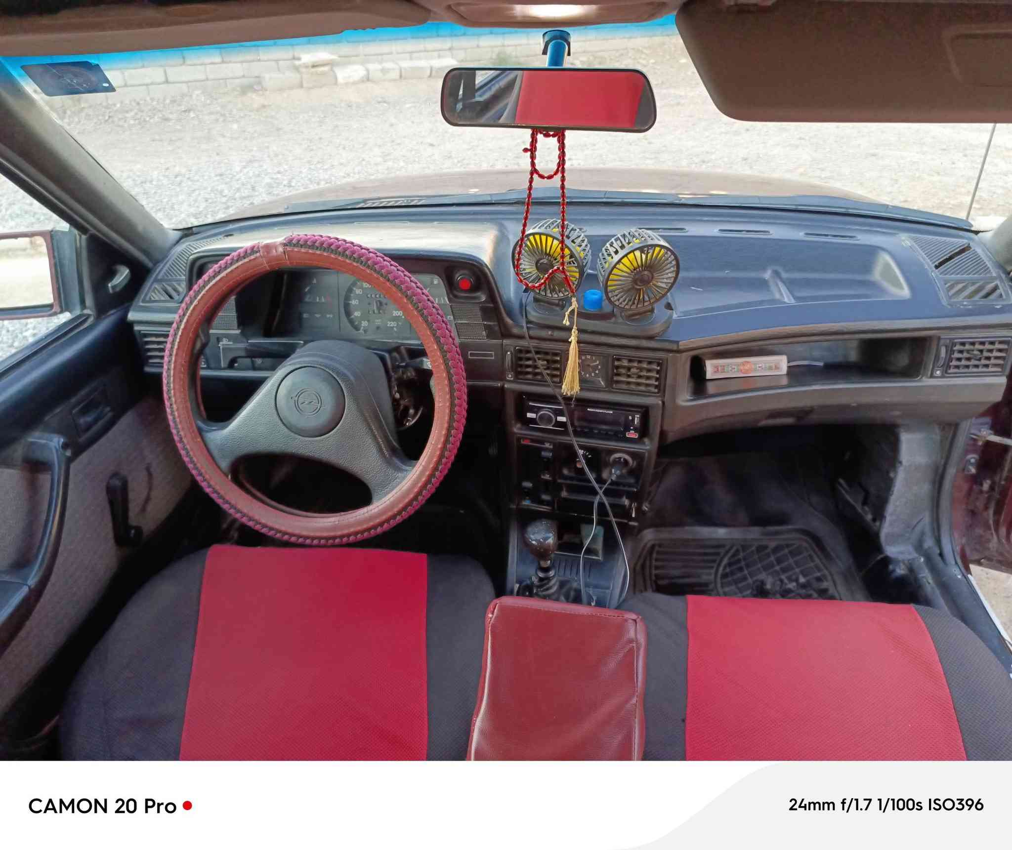 سياره كاديت للبيع حجم 16كير محرك شرط طخم تاير. سياره مال جناي السعر 27/رقم الهاتف ***********
