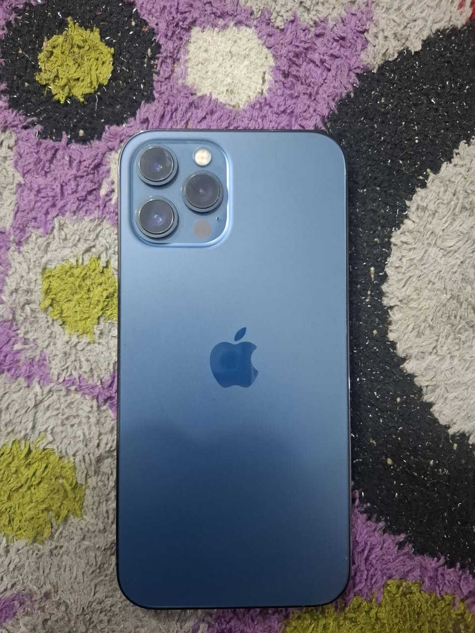 السلام عليكم ايفون 12 برو ماكس ذاكرة256
بطارية 100 
مبدل شاشة اصلية بضمان 
استفسار ***********
كربلاء حي العامل 
سعر 380
