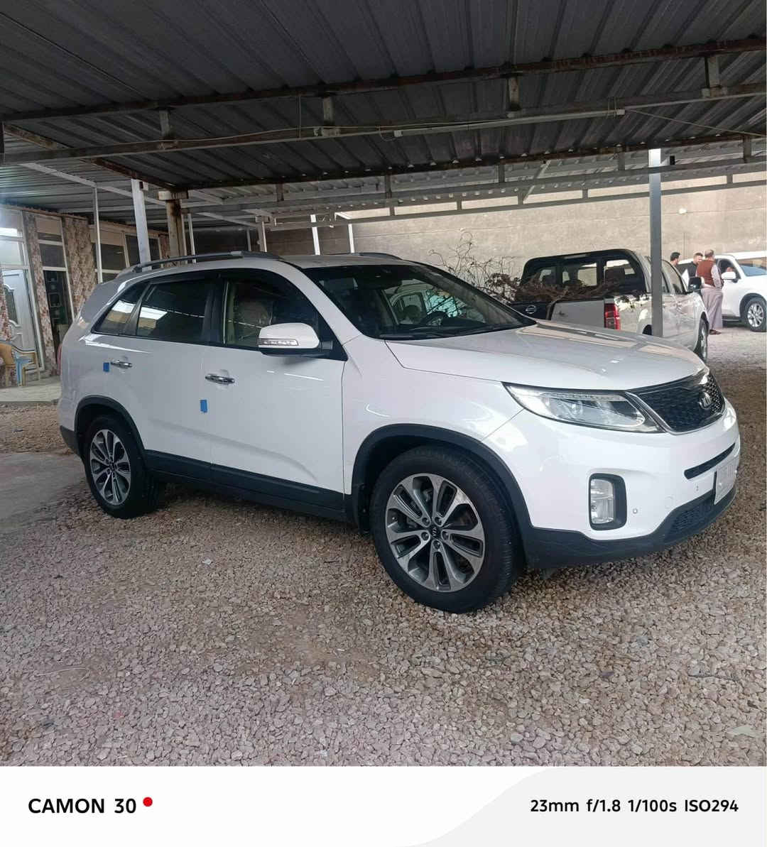 السلام عليكم 
كيا سورنتو 2015 خليجي
سياره فوووول مواصفات عده البنوراما 
سياره فقط جاملغ تبديل بدون حادث بدون صبغ السيارة جاهزه من النواقص مابيها اي نقص سياره كلش حلوه ونضيفه رقم التلفون *********** 
سياره معروضه 183$ وبيها مجال المحاويل, بابل
