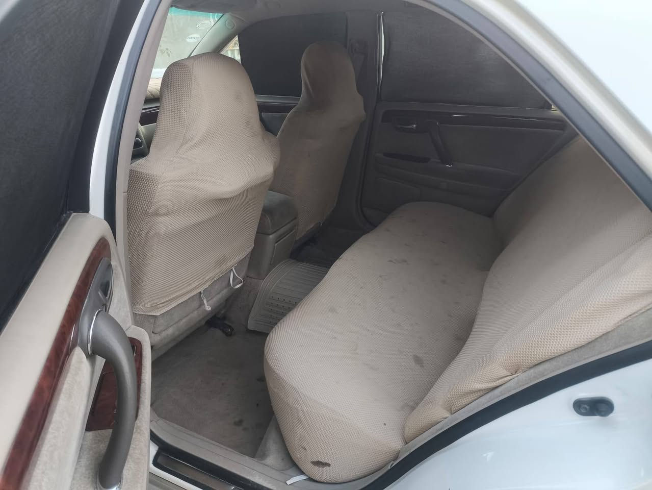 السلام عليكم شباب ملكه للبيع فول مواصفات عدا الفتحه شاصي75 كرستال أصل كفاله عامه محرك ديفور جبير  4 دكم ويل نفطي سعر 115 وبي مجال بسيط مكلف بالنشر *********** •
