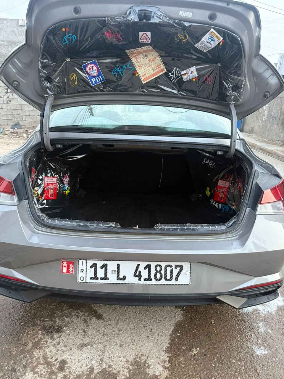 سلام عليكم شباب النتره 2023وارد امركي حادث قطعتين بدون دواخل بنيد وجاملق نفس لون مال كصه ماشيه ٤٩ حقيقي كيرك محرك مكفولات تخم تاير جديد حداديه جديده سياره نص فول بصمه تشغيل عن بعد رادر امامي سعر 165         ***********
