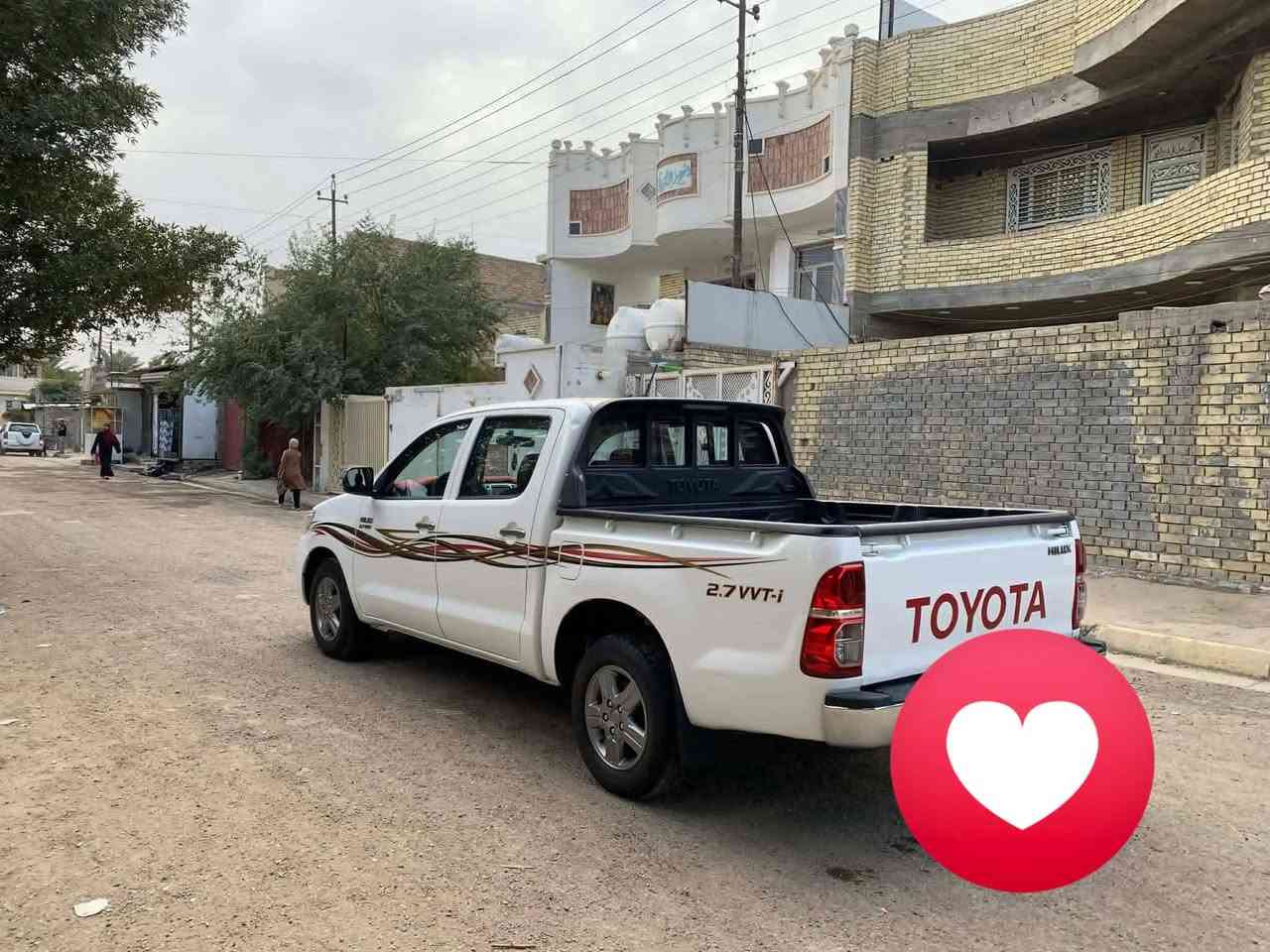 سلام عليكم عندي سياره البيع بيكم موديل 2015 رقم أربيل كير وتماتيك ماشيه99 ألف تحويل مباشر كوتي شاصي 19 سياره جديده وحلوه مكفول سبير مانازل عنوان بغداد ولشراي يتصل على *********** 
السعر 100 مستعجل عندي مريض
