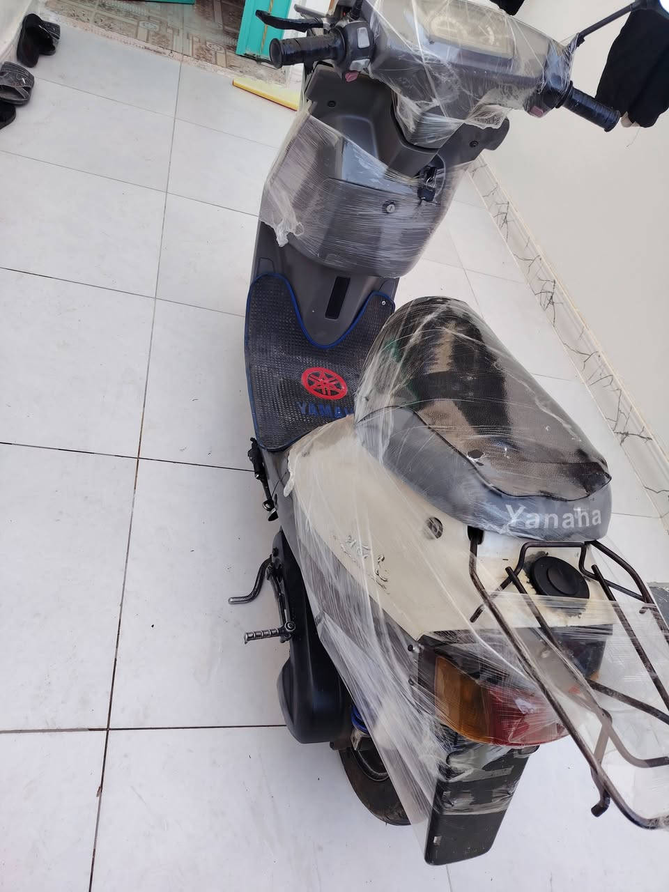 دراجه يمها للبيع مابي اي عيب ودراجه نضيفه وحلوه ونشاطه فول كهربائيات كلها شغاله وبريكات جديد وكفراتها مابي كسر ولا عيب سعرها مناسب ١٤٠ مال بيع شراي دك
رقم ***********
