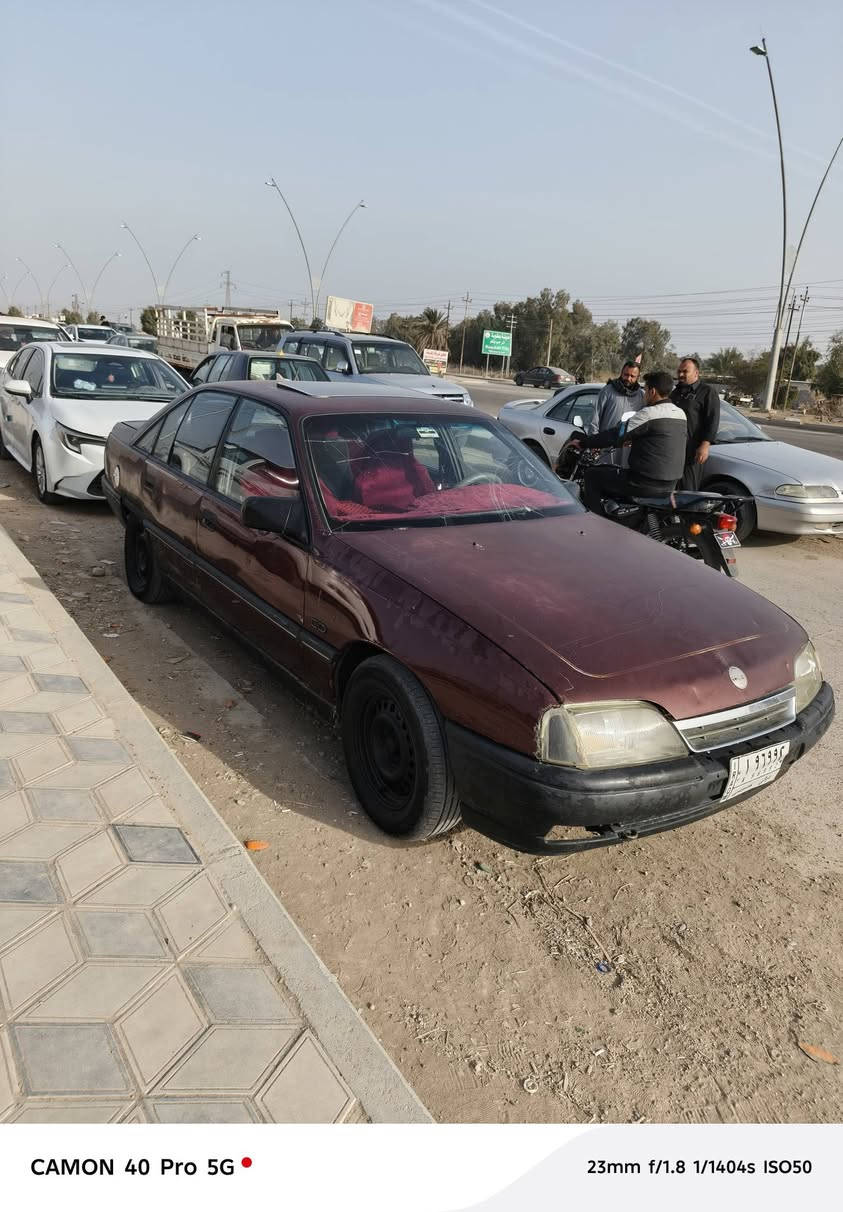 أوبل اوميكا موديل 88
سنويه لشهر الثامن تحويل فقط
كير ومحرك ونجي ياباني لاصرف ولاتبخير فقط بيها لاستيك ولف
وضع شركه بدون ضربه بدون صبغ بلاديه وجارده
تخم تاير وصدر امامي خلفي جديد 
دشبول جديد 
كهربائيات جاهزه من الدعاميه للدعاميه 
باتري جديد ماسحات زراكات كله شغال
مكانها ديالى المقدادية
السعر 30 وبيها مجال قليل 
***********
أبو مصطفى
