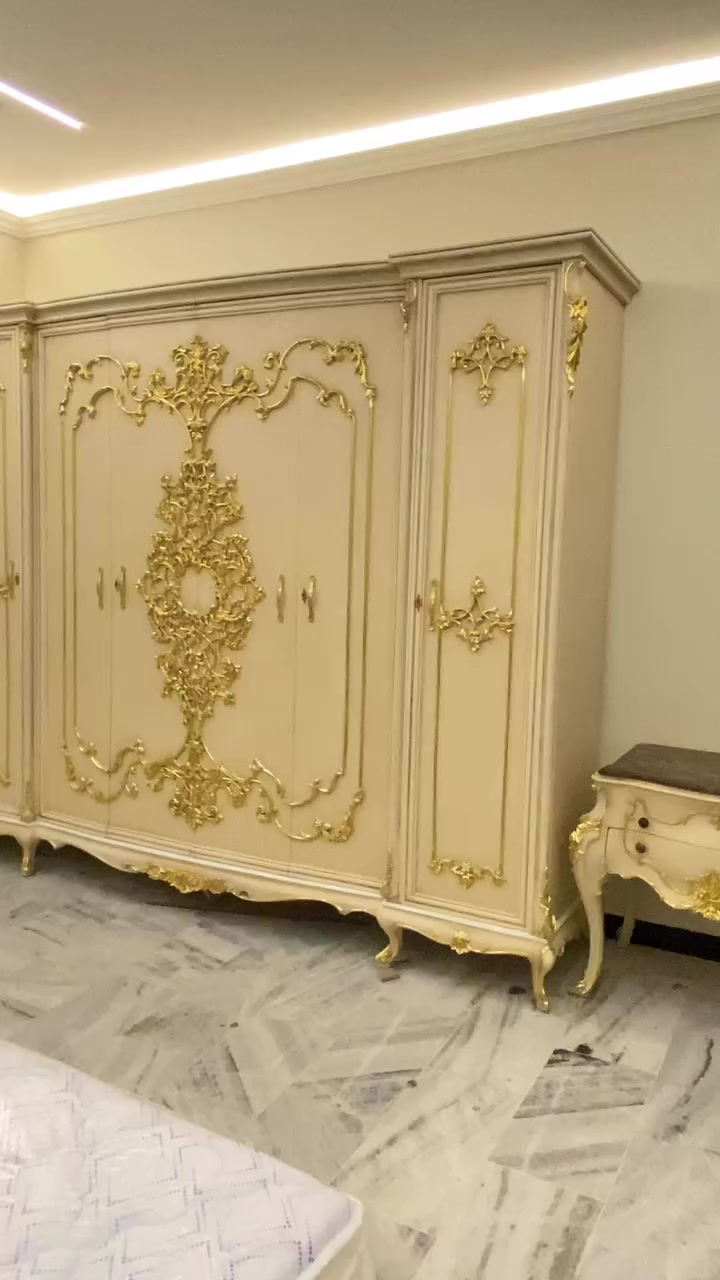 غرفة مصرية مستخدمة للبيع مكاني بغداد حي اور السعر مليونين بيهة مجال بسيط ***********
