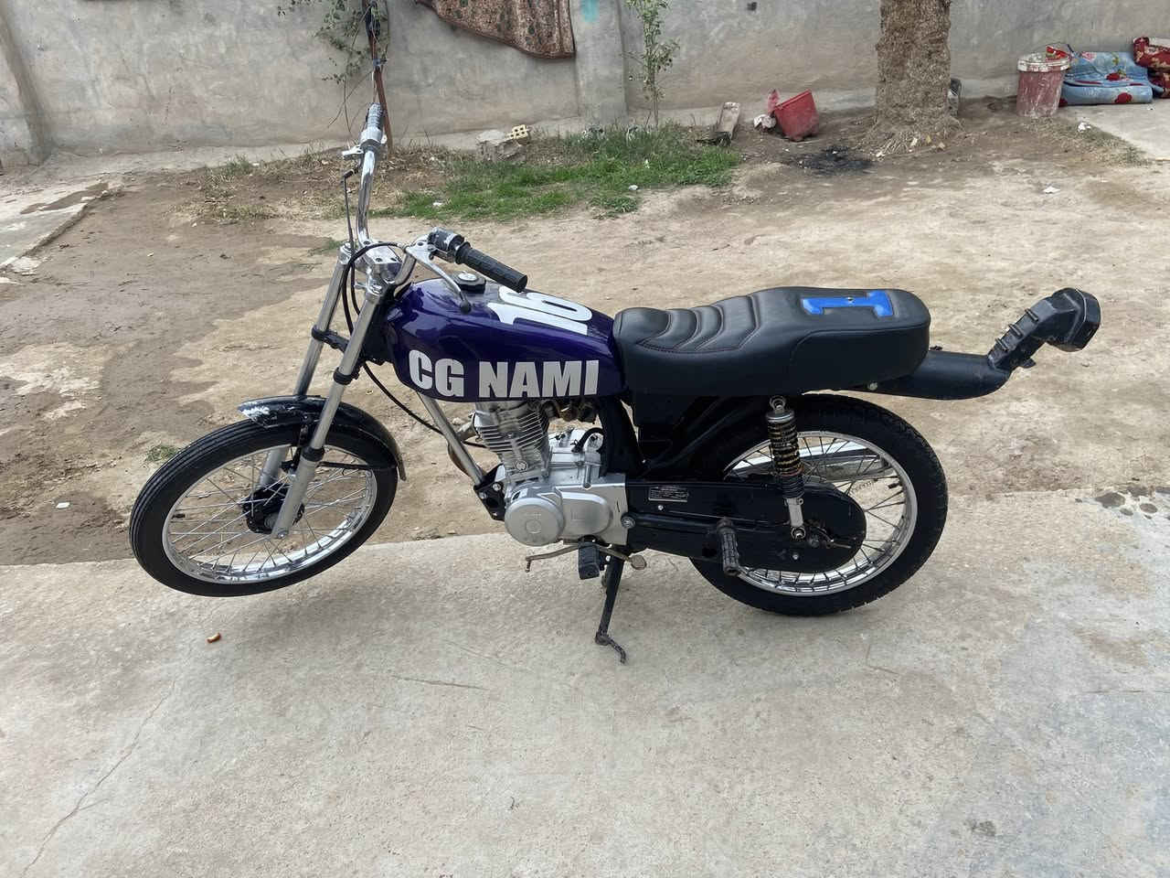 البيع نامه شلامجه تعمير 25 دراجة حلوة ونظيف شلعه معدل فول مفتوح بس ولفات بس جبنه كليمه رقم شاص موجود ب ا￼نيته ما بيها السعر 550 بيها مجال المكان كربلاء طوريج يم المدرسه مالّ المنفهان ￼￼


**إذا كنت صاحب هذا الإعلان وتريد حذفه لأي سبب، رجاءا أرسل رسالة إلى الدعم الفني**