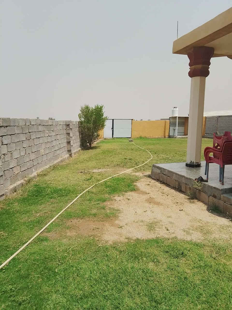 #اعلان
ارض زراعيه سند 25 + دار مساحه الارض 1800 متر 
مساحه البيت 250 متر 

كافه الخدمات مي + مدرسه+ كهرباء 

الموقع بغداد الرضوانيه عل سريع الدولي مباشر موقع مميز 

مجاور  مدرسه الصافات 

السعر 125
للتواصل :واتساب ***********📞
