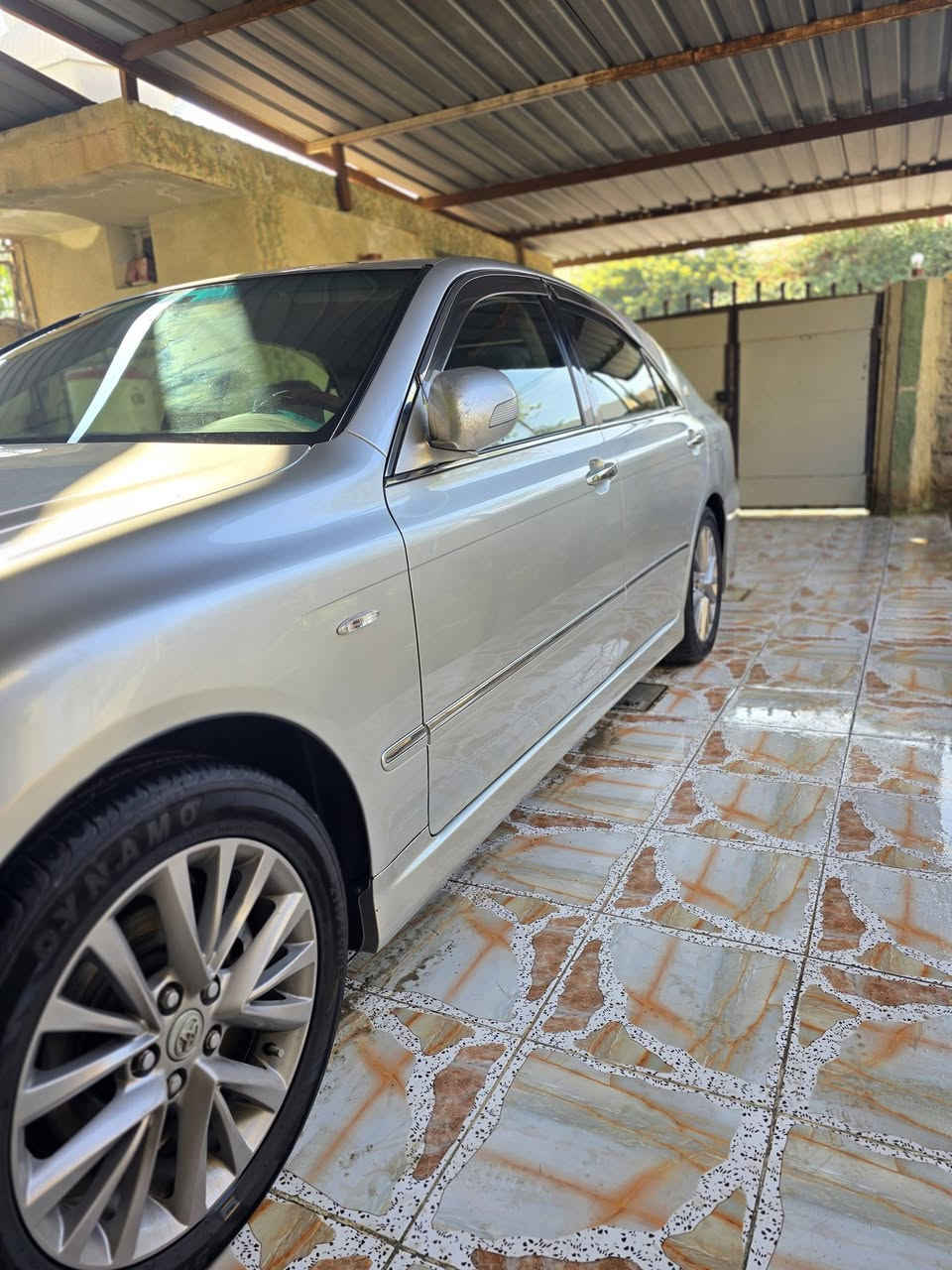 السلام عليكم
شاهينه للبيع فقط 2005 اصل تلث دكم كرستال رقم بغداد انكليزي بسمي قرار 48 بفترة الشهرين شرط المداور سنويه ل29
تلث بردات 
خمس بصمات 
دبل شاشه تاب 
رادار حساس امامي خلفي
تبريد قطعتين ثلاجه 
شاصي 80 المرغوب 
فول عدا الفتحه 
مكينه كير حداديه باتري تاير كله بشرط 
كفاله عامه من كص وضربه واصوليات 
العنوان بابل الحمزه الغربي 
السعر 160
اتصل وبيك خير وتدلل 
***********
