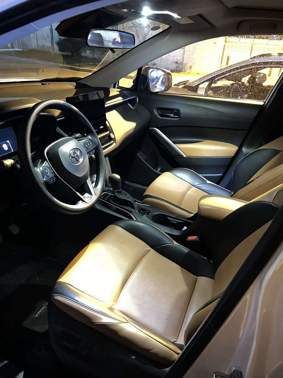 فروتلاندر 2025 فول مواصفات 5 كامرات + كرسي كهرباء داخل جلد مكفوله كفاله عامه رقم بغداد ماشيه 4 الف  موقعي بغداد الكرخ *********** متوفر واتساب
