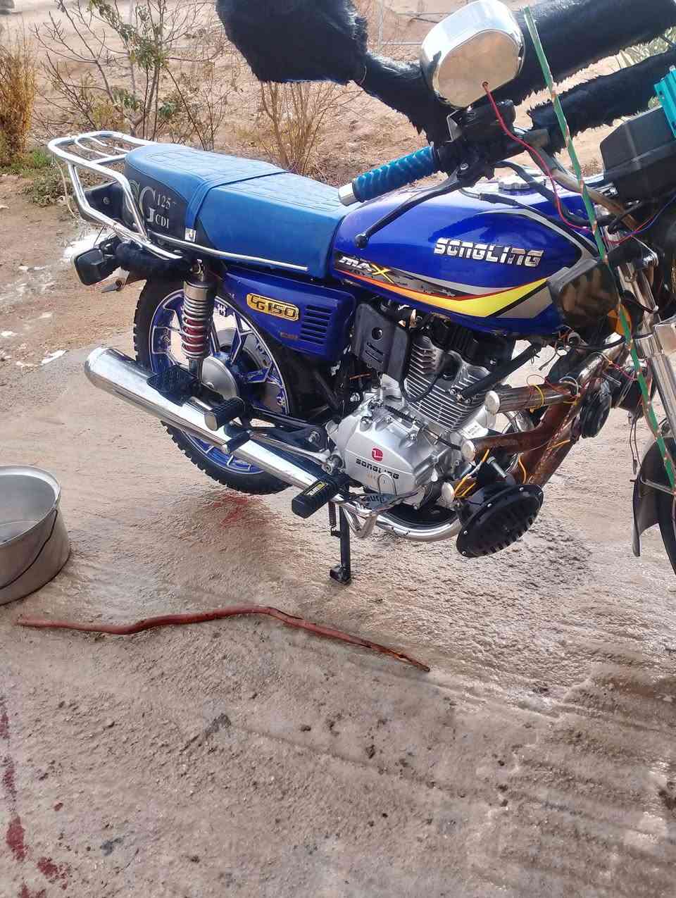 سلام عليكم اعيد نشر بسبب لوعود الكاذبه درجه 24ممفتوح محركه  كامله مكمله بيه بس درع تعبان فقط سعره 700وبيه مجال رحمه على موتاك اذا ماتشتري لا تجي تعبني ع الخاص ترهم نقد وترهم قصد رقمي ***********وتحياتي
