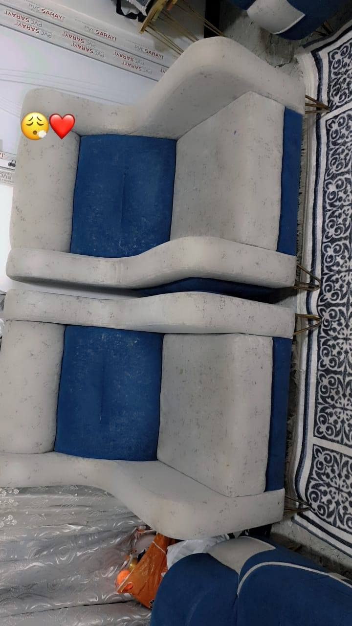 تخم ٤ قطع ٧مقاعد سعر 300 الف ***********
