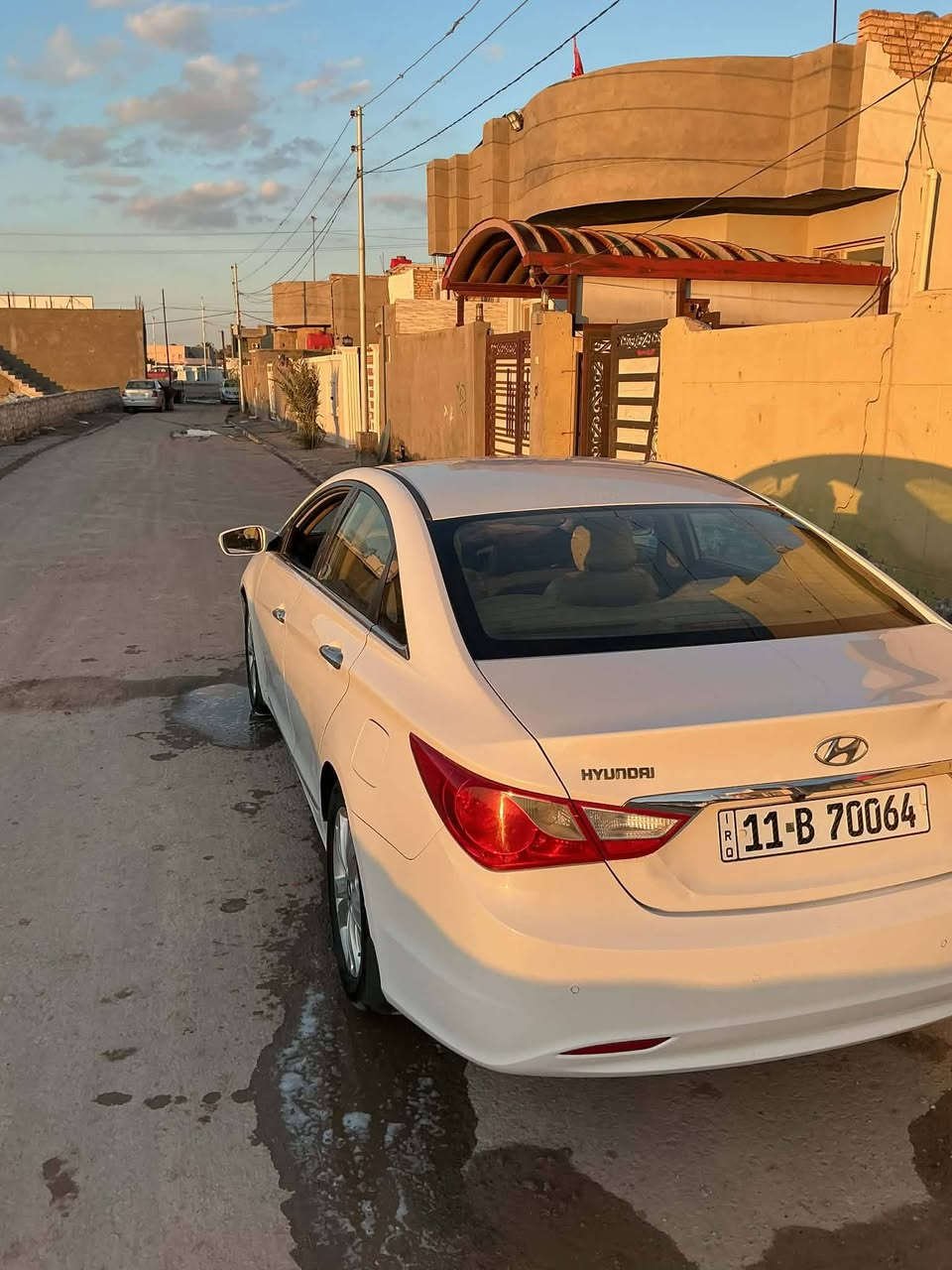 سوناتا 2012 خليجي 2400 فول  كفالة عامة الحدادية جديدة  طخم تايرات المكينه ما مفتوحة  رقم بغداد   السعر123وبيه مجال
العنوان الديوانية حي الجامعة 

للتواصل ***********
