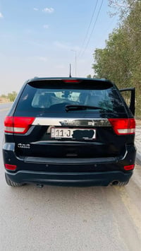 جيب لاريدو 2012 مكفول خليجي اتصال فقط 07732462821