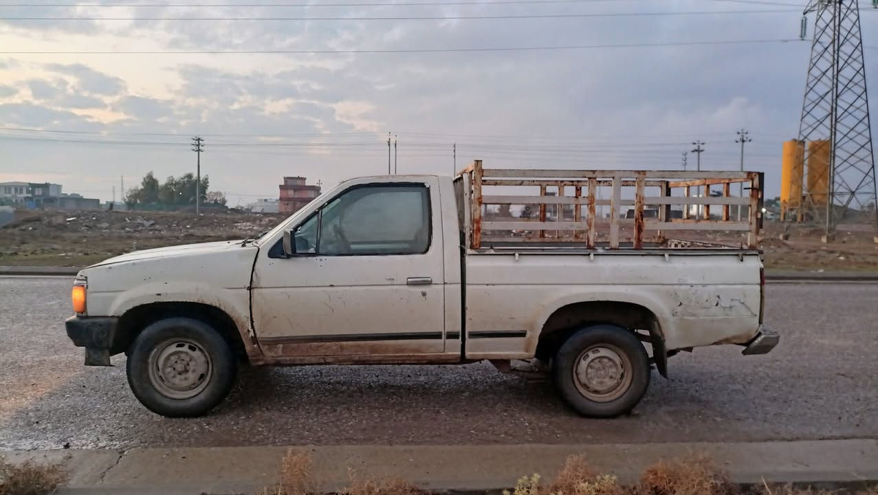 نیسان مودیل1988 مه کینە و گێر 2002 نیسانە بە شە رتی گێر مه کینە ئە کسل شانی بێ وە رگە ڕان بێ چرکە
سە نە وی ئە ولیات وە کالە سعر 19 مە جال مالی فە قیر

شۆێن چم چماڵ 

ژم 

***********

***********
