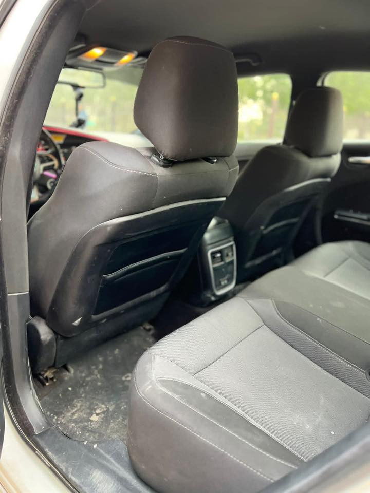 السلام وعليكم
للبيع سياره جارجر موديل 2018اصل
مكينه 8B/5700
السياره عليها إضافات  واي  بدي بنيد محدث 3فتحات
بامريكا كفاله عامه فقط دعاميات
بالعراق بابين صبغ فقط بدون دواخل 
السياره ارتي معروفه مواصفاتها 
رقم بغداد تحويل ثاني يوم هزه جديده مسويها 
مكان السياره بغداد  بسمايه 
السعر 170وبيها مجال 
رقم الهاتف ‭0770 987 0409‬
