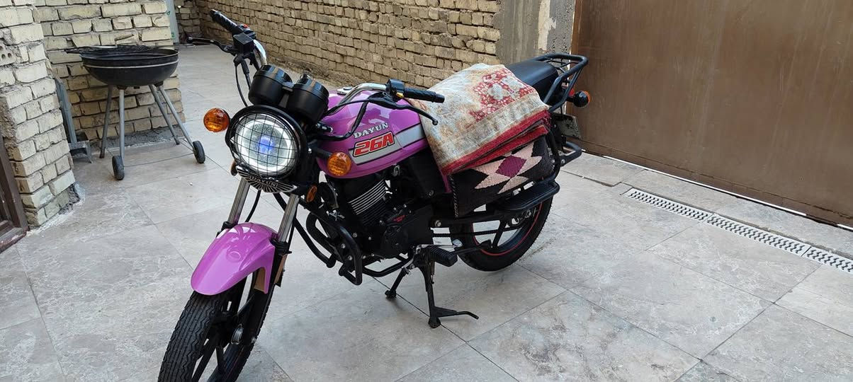 السلام عليكم 
للبيع
دايوان 2023 مكينة 200 مرقم كربلاء الانكليزي يعني بيها رقمين الدراجة مكفوله ونظيفه مثل مشوفون 
السعر مليونين و550 وبيها مجال ومكاني كربلاء 
للتواصل ***********
