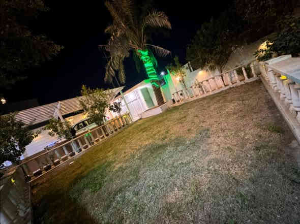 فيلا للبيع من طابقين بناء حديثZero مودرن مبنيه بأحدث المواصفات الهندسية  البناء فول موردن بطراز عالمي وبأشراف كادر هندسي مميز فول ديكورات مغربية وجهة حلان فول وحديقة سياج فول حلان 

(طابو ملك صرف بأسم شخص واحد شرط التحويل )

المساحة :- 500 متر 

واجهة 15 متر 

في موقع مميز جدا اتجاه شروق شمس 

#الموقع :- كركوك - حي الواسطي -  يقع على شارع عريض  20 م 😱🛣️

اتجاه شروق شمس 

حيث تحتوي على استقبال كبير فيها مدفاه فايربلس إنكليزية التصميم و5 غرف نوم في الطابقين تحتوي ع نظام سويت وساونه ومطبخ حار بارد  
إضافه إلى هول جلسة خاصه للعائلة 

وحدقيتين خارجي وكراج يحوي سيارتين ومغاسل خارجية خاصة بالضيوف 

بالإضافة إلى مخزن للمواد الغذائية وغرف ستور للملابس الشتوية والصيفية ومخزن للحقائب وغرف خاصة لغسيل الملابس 
علما ان الفلة مزودة بنظام كامريات المراقبة ومنظومة للطاقة الشمسية ونظام التبريد المركزي منفصل كل طابق عن الاخر 

(تسليم المفتاح مباشر للمشتري )
—————————————————————              

العقار #حصرًا لدى مكتبنابأمكانكم عرض عقارتكم لدينا سواء كانت #بيــع أو #أستثـمار ‏‎زبائننا الكرام بِكُم نَرتقي ونَتشرف بزيارتِكم ونَفتخر بخِدمتِكم

السعـــر : 550 مليون مع المجال 

* نستقبل جميع عروضاتكم السكنية 🏠 والتجارية 🏡 بكافة مناطق كركوك  
............................_.....

للمزيد من المعلومات مراجعة مكتب جنة العراق للعقار 

حي الــــــواسطـــي 

في السايدين اذعة الرشيد 
 
قرب مسجد نور الدين الزنكي 

او الاتصال على الرقم 

📞  ***********
