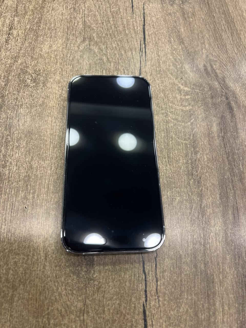 السلام عليكم
ايفون ١٤ برو ذاكره ٢٥٦ جهاز مكفول ما مفتوح بطاريه ٨٥ عنوان بغداد السعر ٧٢٥ الف وبي مجال قليل الرقم :***********
