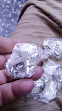 ميداليه • طيارة • حلية