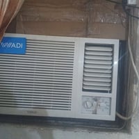 مكيف الوادي ثنين طن شغال 250 وبي مجال قليل العنوان بغداد الجديده ألف د...