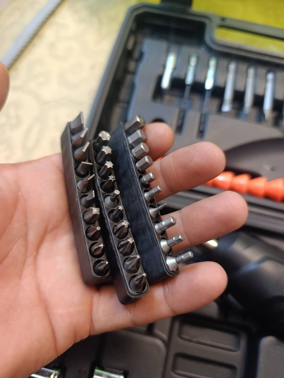 دريل شحن فتح وشد معه 46 لقمه وحمالات 2مال لوح أو جام كلهن ب17مكاني  بغداد حي العامل


**إذا كنت صاحب هذا الإعلان وتريد حذفه لأي سبب، رجاءا أرسل رسالة إلى الدعم الفني**