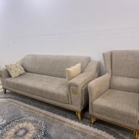 كنبة تركي • قابلة تفاوض • للبيع