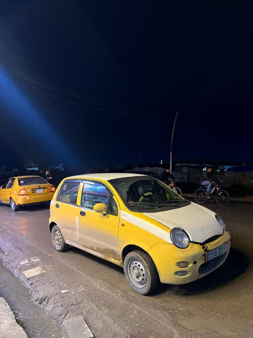 كيوكيو 2011
رقم بغداد تحويل مباشر 
كابون بانزين 
هيئه غرامه صفر 
بدون ضرر فقط صبغ جماليه 
كهربائيات كلها شغاله 
مكينه بدايه صرف 
كير شرط
تدفئه شغاله  
مكانات معجون شرط تكمه سكف 
داخل جديد باتري جديد 
تايرات جدد
السعر ٢٧ وبيها مجال 
شرط التحويل 
مكاني موصل ايسر 
غير متواجد ع الفيس 
اسيا: ***********
كورك: ***********
