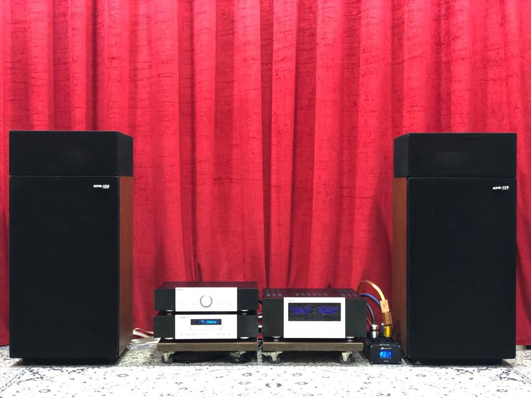 PIONEER HPM 150
سماعات بايونير غني عن التعريف
تحف بمعنى الكلمه
(((الوحيدات في العراق )))
سماعات احترافيه خاصة للاحترافيين
اعزاء السماعات مورخيصه
***********
