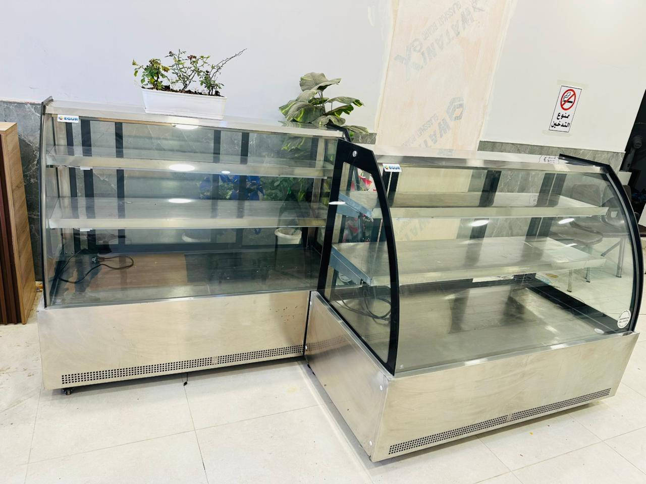 عارضات كيك او معجنات او لحومات مستخدمين شهرين فقط موجودات بغداد شارع الاسكان مقابل مستشفى الطفل بالضبط شراي اتصال او واتساب***********
