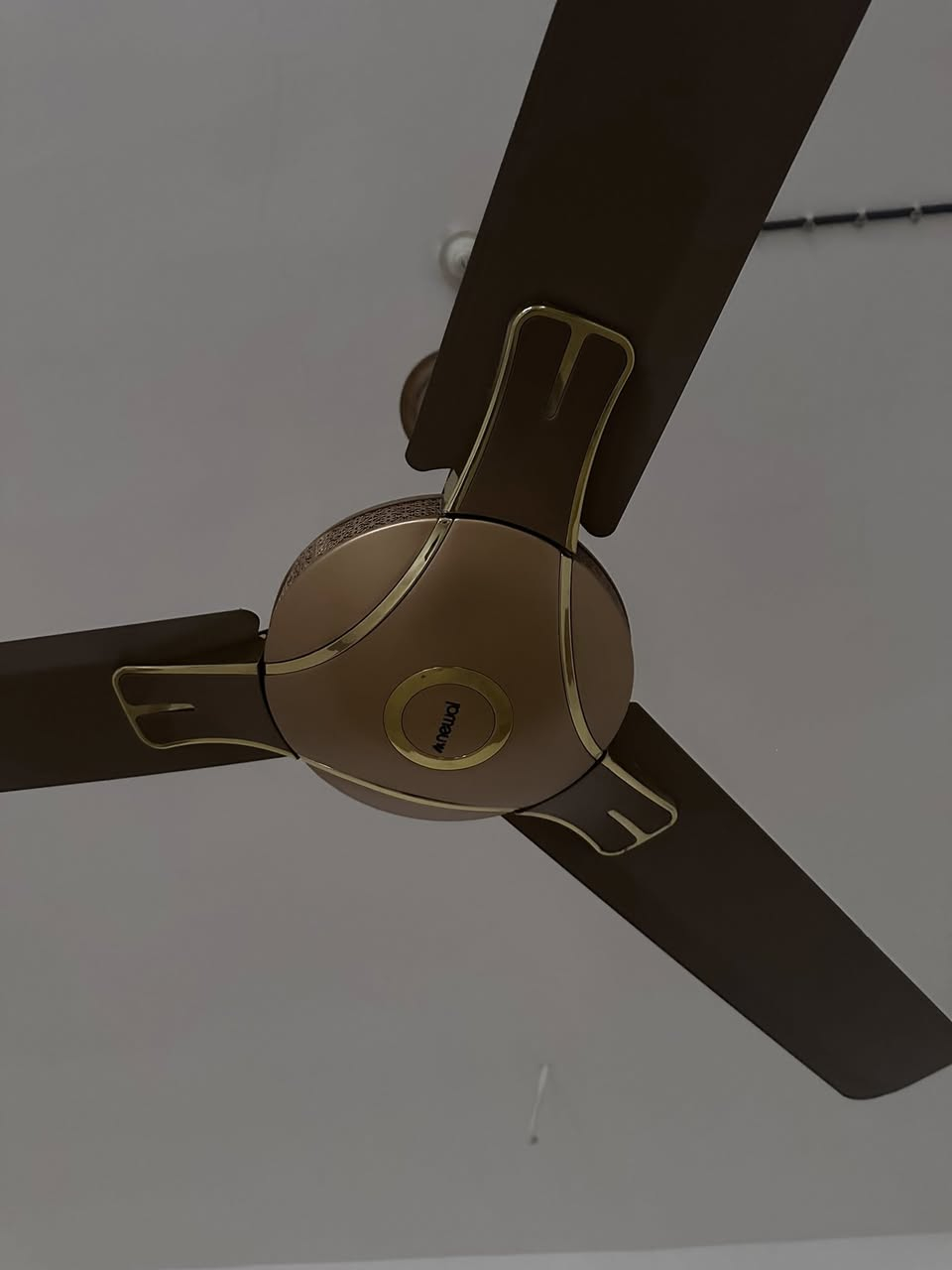 مراوح للبيع الوحده 25 الف نظيفات كولش استعمال قليل جدا جدا 
عددهن 5


**إذا كنت صاحب هذا الإعلان وتريد حذفه لأي سبب، رجاءا أرسل رسالة إلى الدعم الفني**