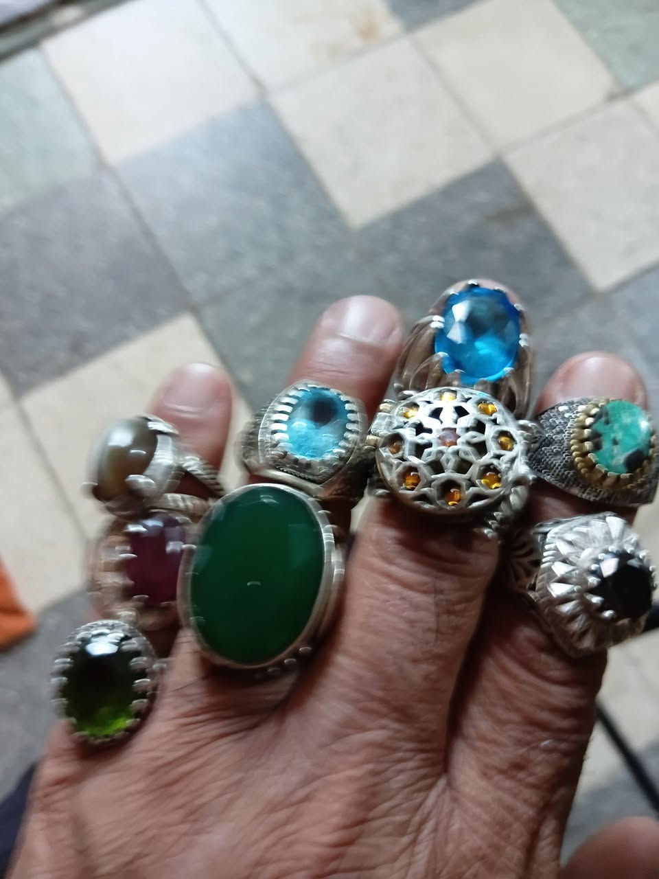 السلام عليكم محابس ساعات اغلبه اصليه للبيع السعر خاص الي يحب تحياتي لأهل الكروب


**إذا كنت صاحب هذا الإعلان وتريد حذفه لأي سبب، رجاءا أرسل رسالة إلى الدعم الفني**