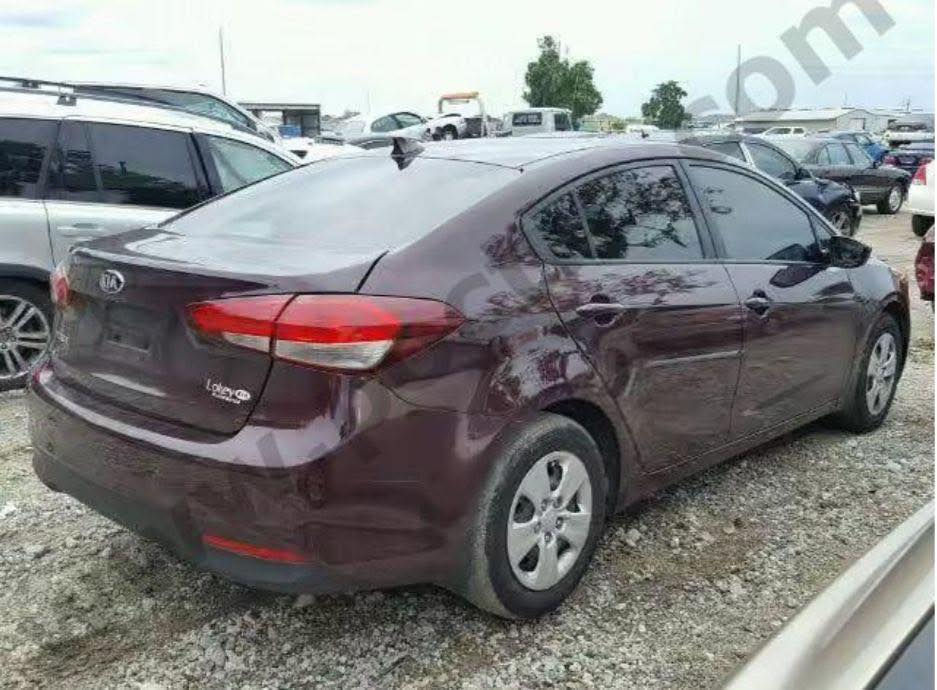 فورتي 17 امريكي دوش  نقصها غاز تبريد وعليها غرامة 400 الف  قبل اسبوعين فاتح كازكيت بيهااا سويتة 110 وبيهااا مجال


**إذا كنت صاحب هذا الإعلان وتريد حذفه لأي سبب، رجاءا أرسل رسالة إلى الدعم الفني**