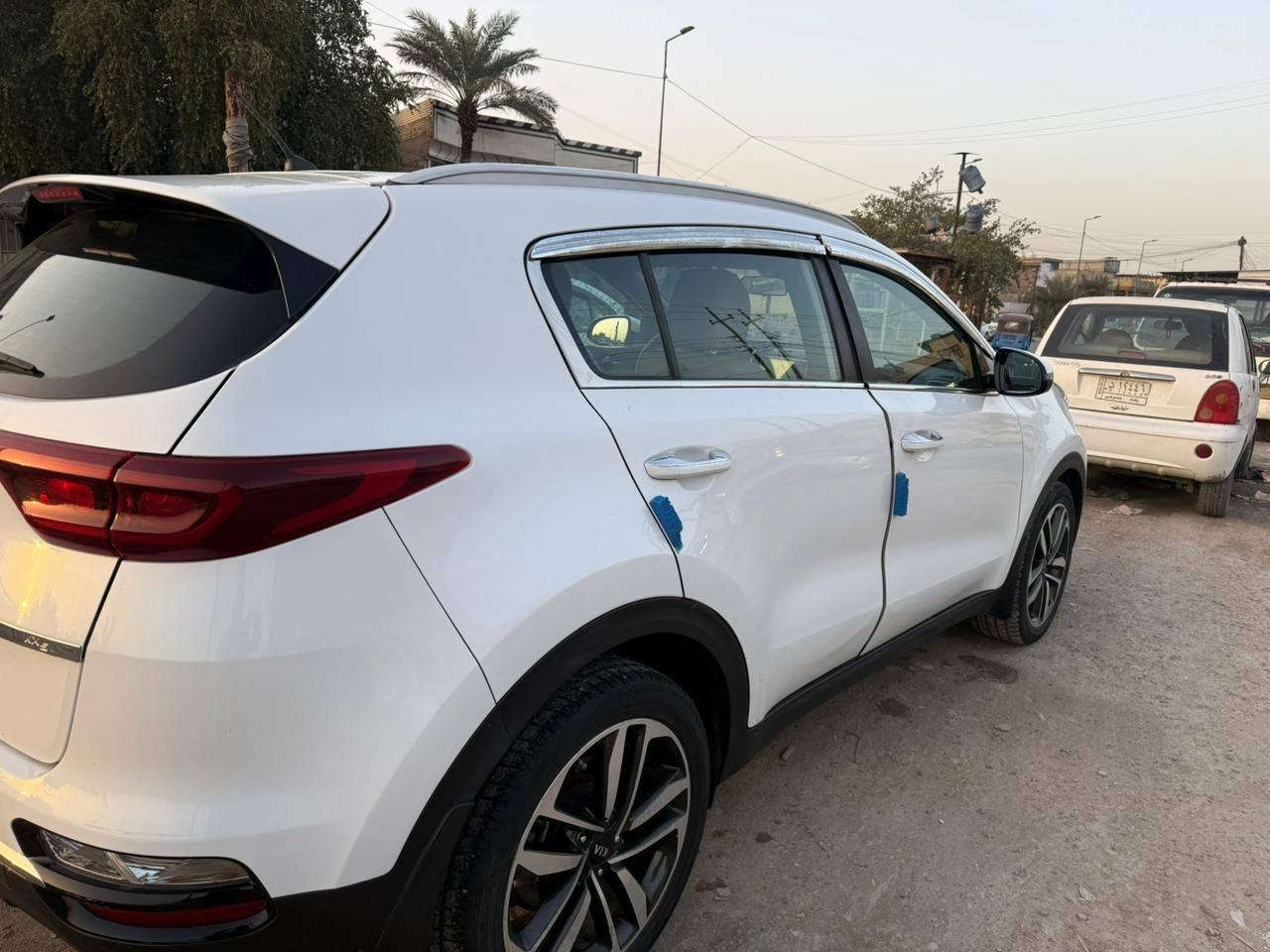 كيا سبورتج خليجي موديل ٢٠١٩ رقم بغداد الماني مبدل بنيد فقط وباقي السيارة ملاحظات بسيطة جدا السعر ١٨٥ ورقة وبيها مجال بسيط موبايل ***********  .
