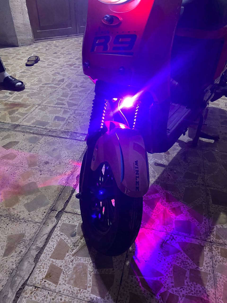 دراجه شحن R9 للبيع ب ٣٥٠ مكاني المعقل *********** واتساب
