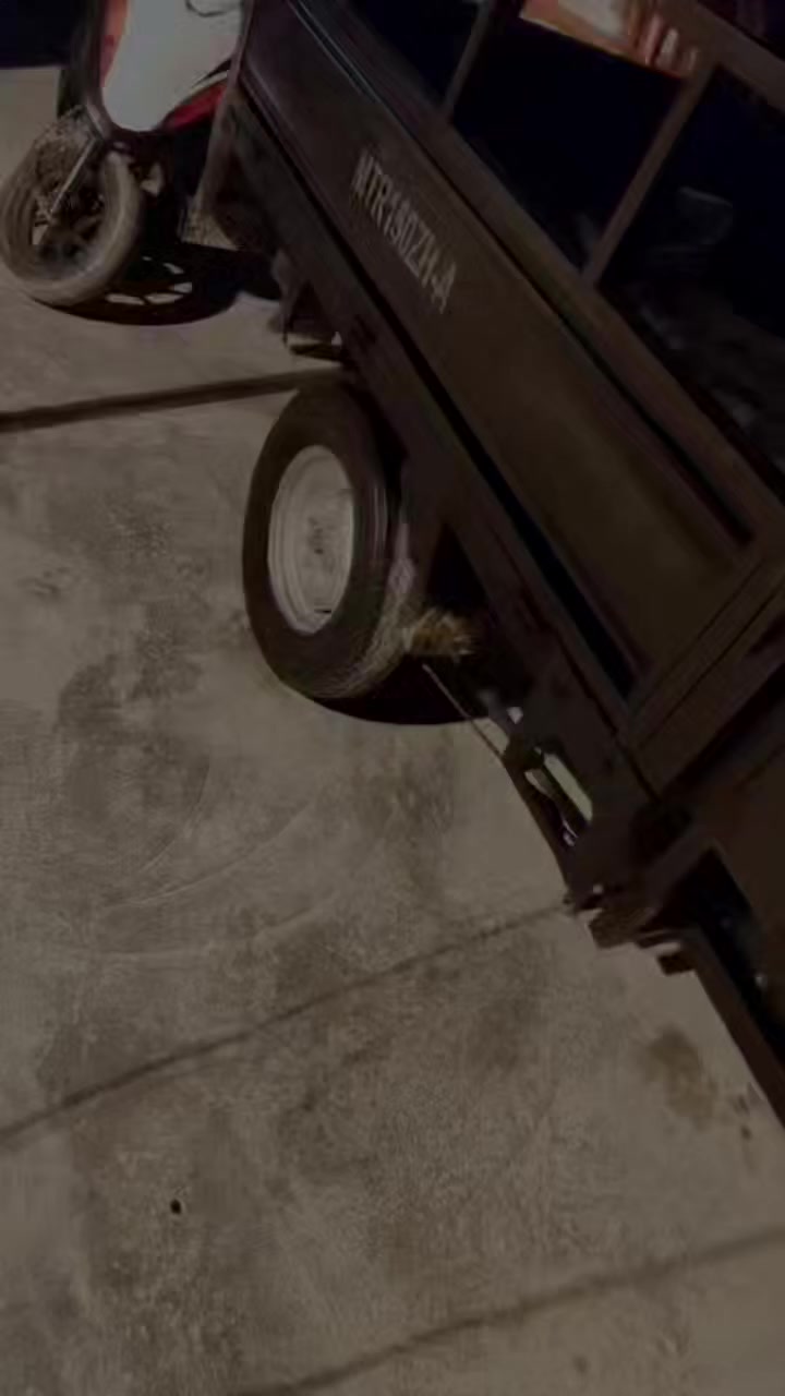 سلام عليكم شباب ستوته نضيفه البيع اليريد يرسني خاص موجود وهذا رقمي ***********.  2015
