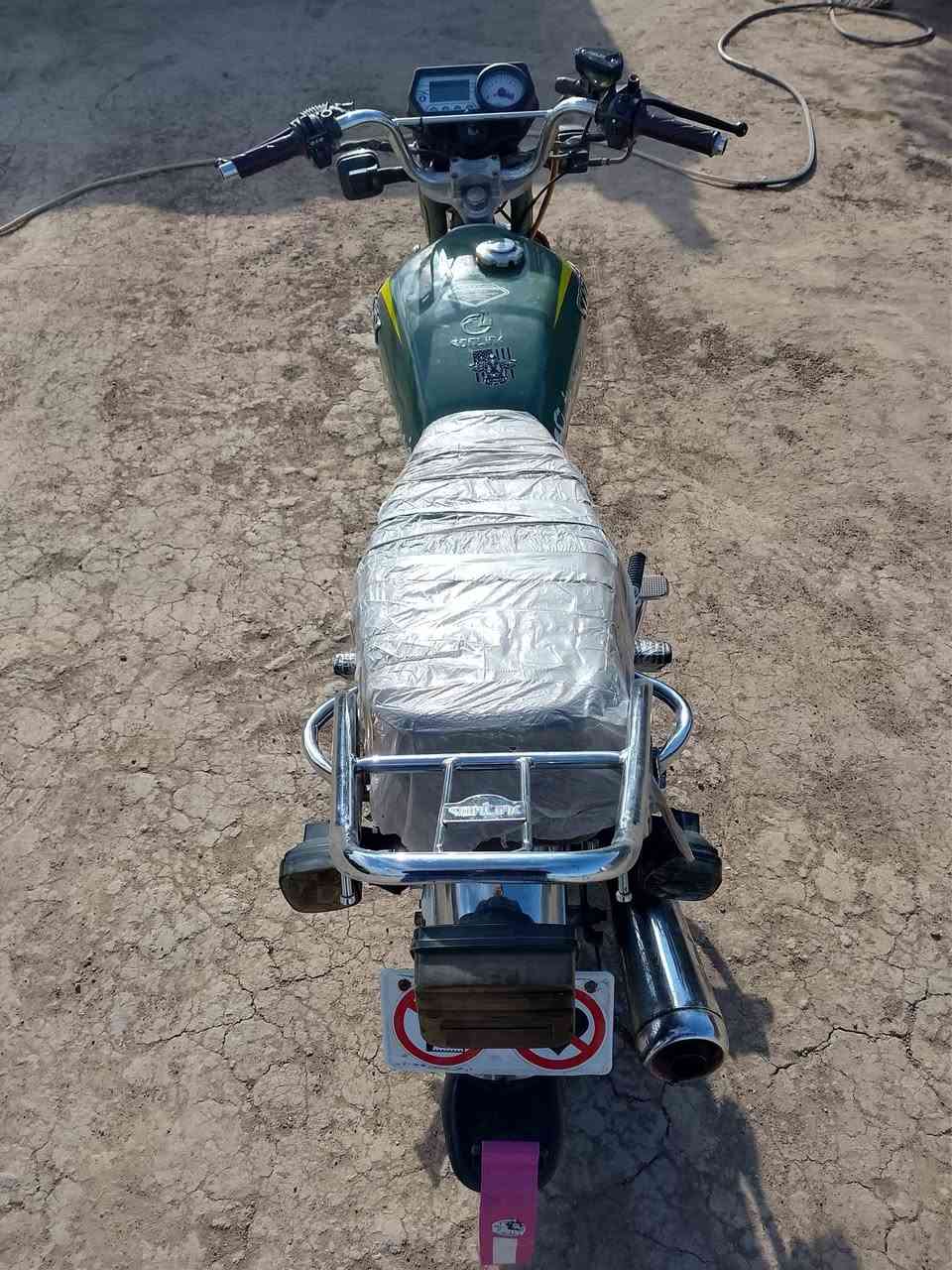 السلام عليكم دراجه للبيع 24 اوراق اصولي مكاني القاسم سوق دوهان السعر 650 وبيها مجال هذا رقمي***********
