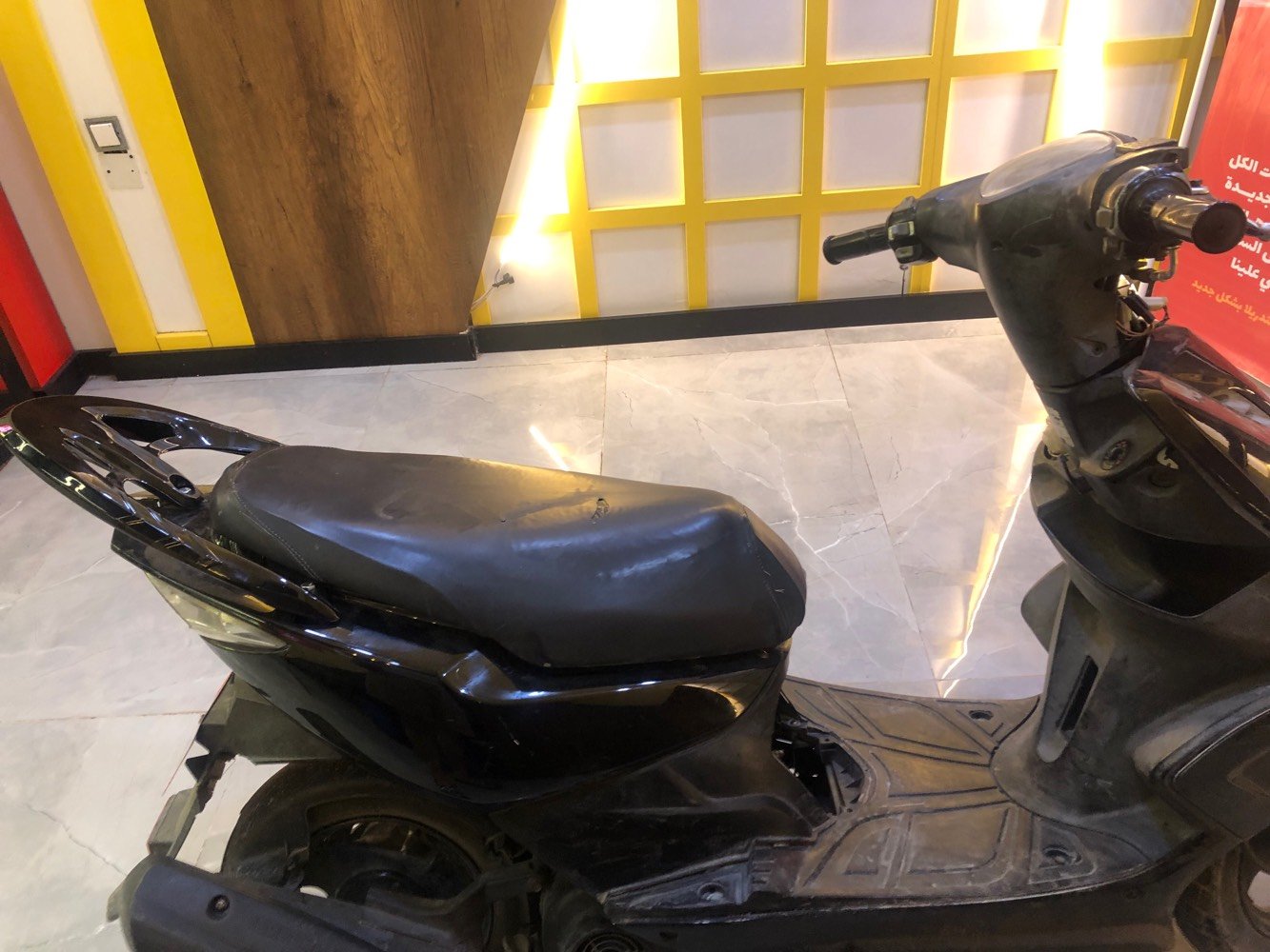 دراجه ماكس مضلع دراجه جاهزه نوقصهة خارجيه بسيطات كلشي شغال مستعجل عليهة سعر 400 وبيهة مجال للشراي 