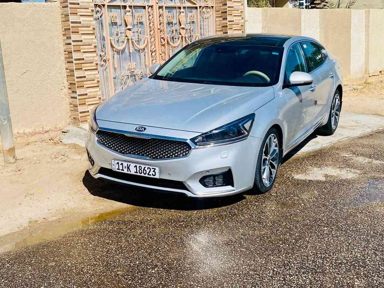 السلام عليكم
كيا كادينزا كويتي فول للاخير
موديل ٢٠١٧
بيها بارد بسيط بالباب
عليها صيانه عل مكينه والكير ادامه كامله
منضومه تبريد ثلج جديده
سعرها ١٦٥ وبيهة مجال حك الجيه
للستفسار اكثر
***********
