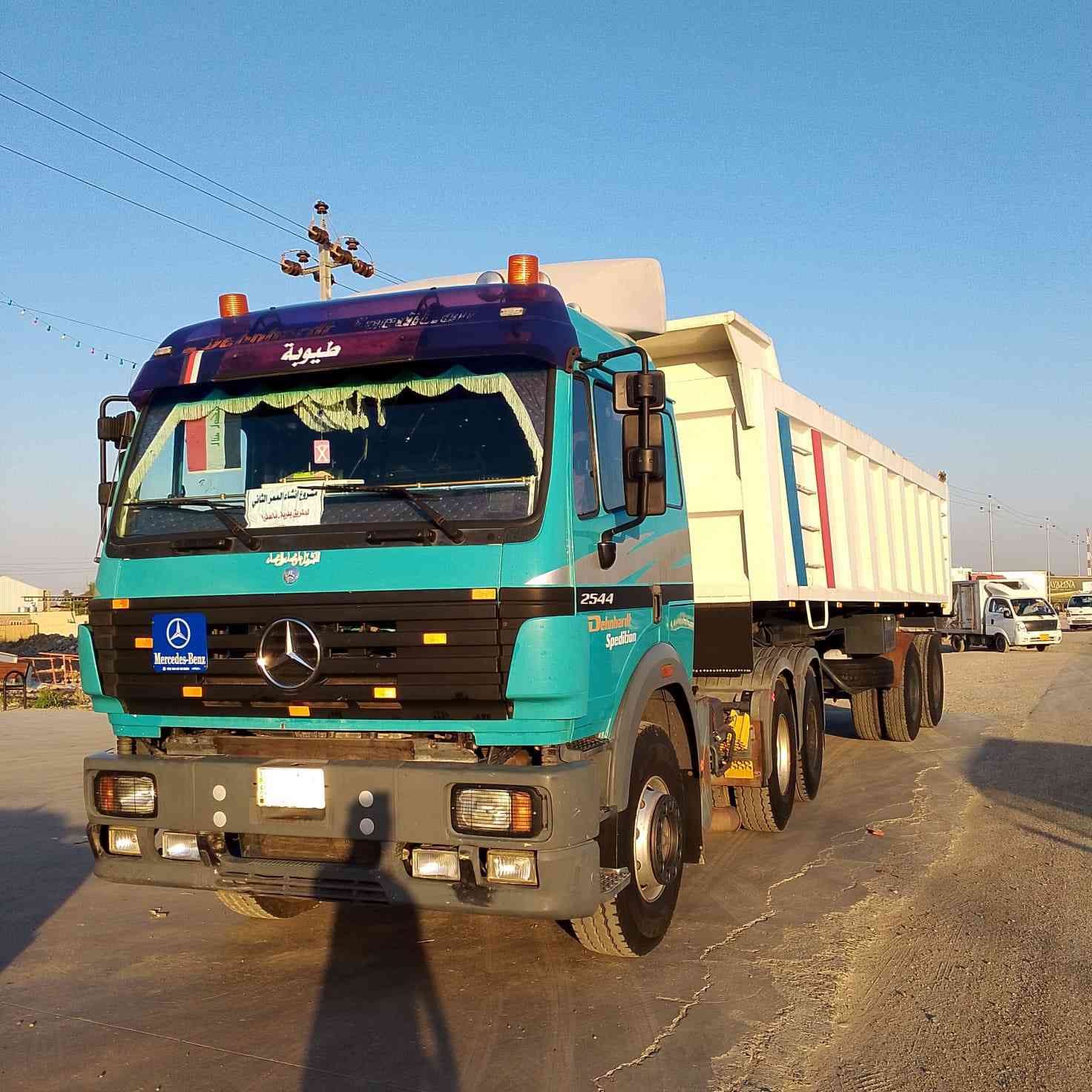 السلام عليكم
من رخصة الادمن 
سياره كرواتي سكس للبيع موديل 1997 
محرك 38 بم كهربائي / كير كهربائي
مكفولة كفاله عامه لا تنقيص ولا بخار
عربانه ذرعه 35 تخم تاير السياره جاهزه للعمل
مكان السيارة الانبار _ الرمادي سعر السياره 5 شدات وبيها مجال للأستفسار ***********
