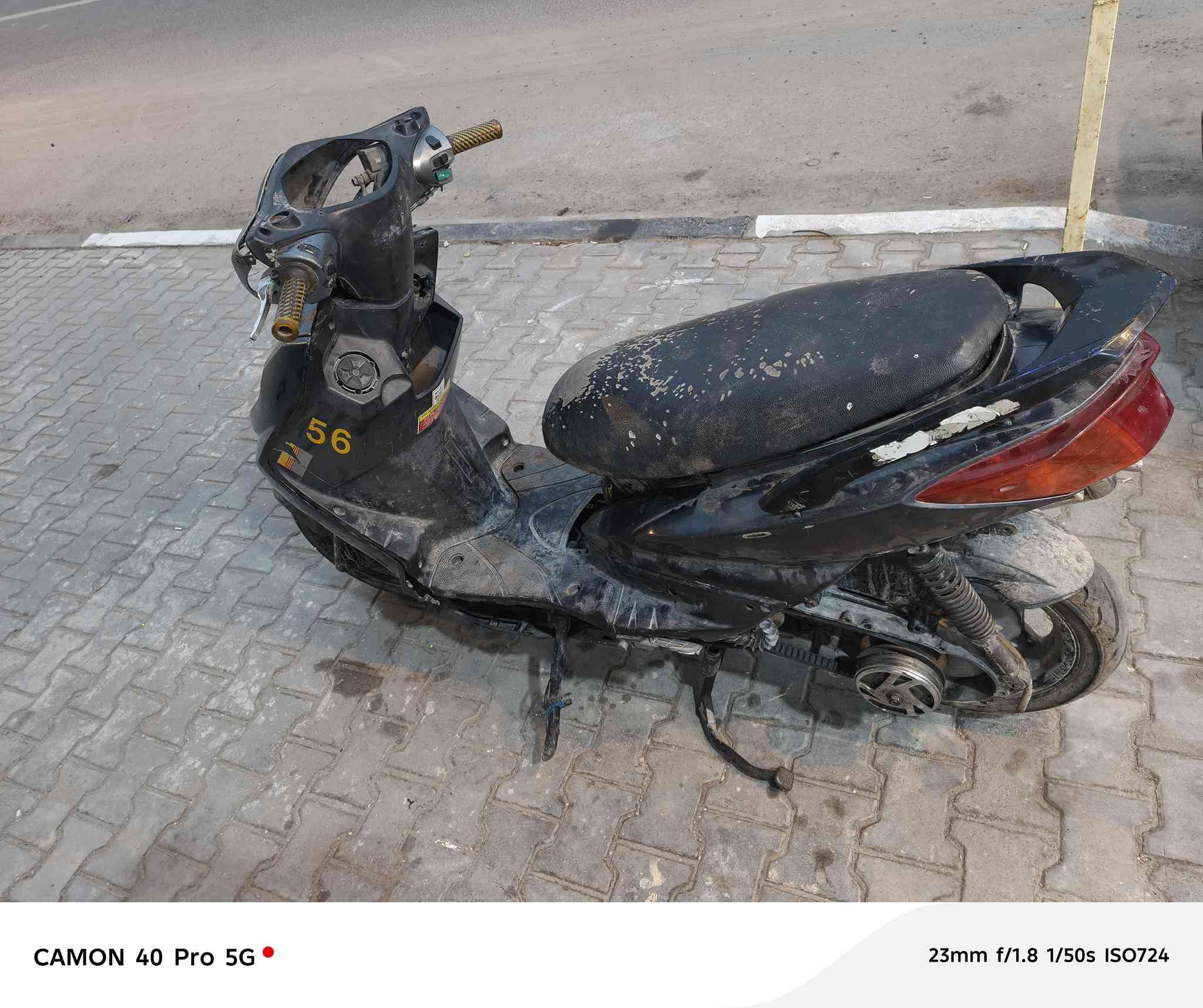 سكنس فحل شغاله بيه كلجات رياضي وصالنصه رياضي السعر ٢٥٠ ترهم مراوس ابيع كوم حديد*********** البصره الطويسه
