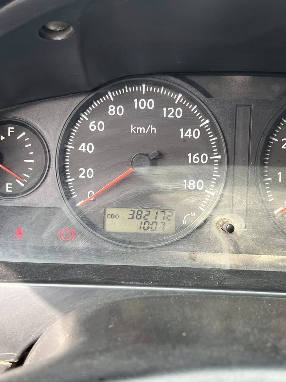 نيسان أورفان 2009 للبيع تحويل مباشر
السياره جاهزه من كل النواحي 
بيها بارد موضح بل صفحه طويله 
رقم بغداد ومكاناها بغداد حي العامل 
السعر 120 وبيها مجال
***********
