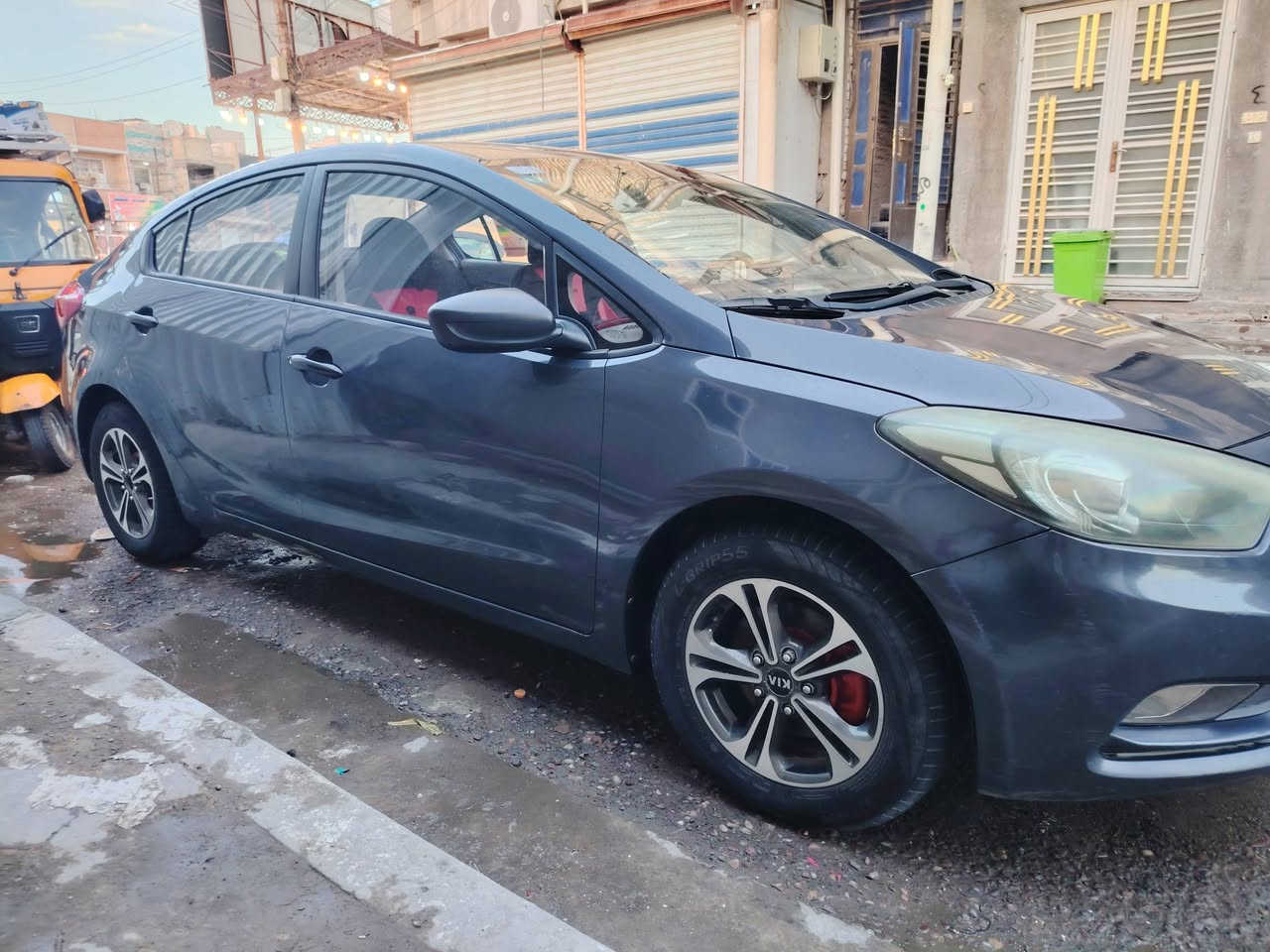 سلام عليكم سيراتو ٢٠١٦ خليجي بيه كم مكان بارد مكانه بغداد السعر ١٠٥ وبيه مجال بسيط ***********
