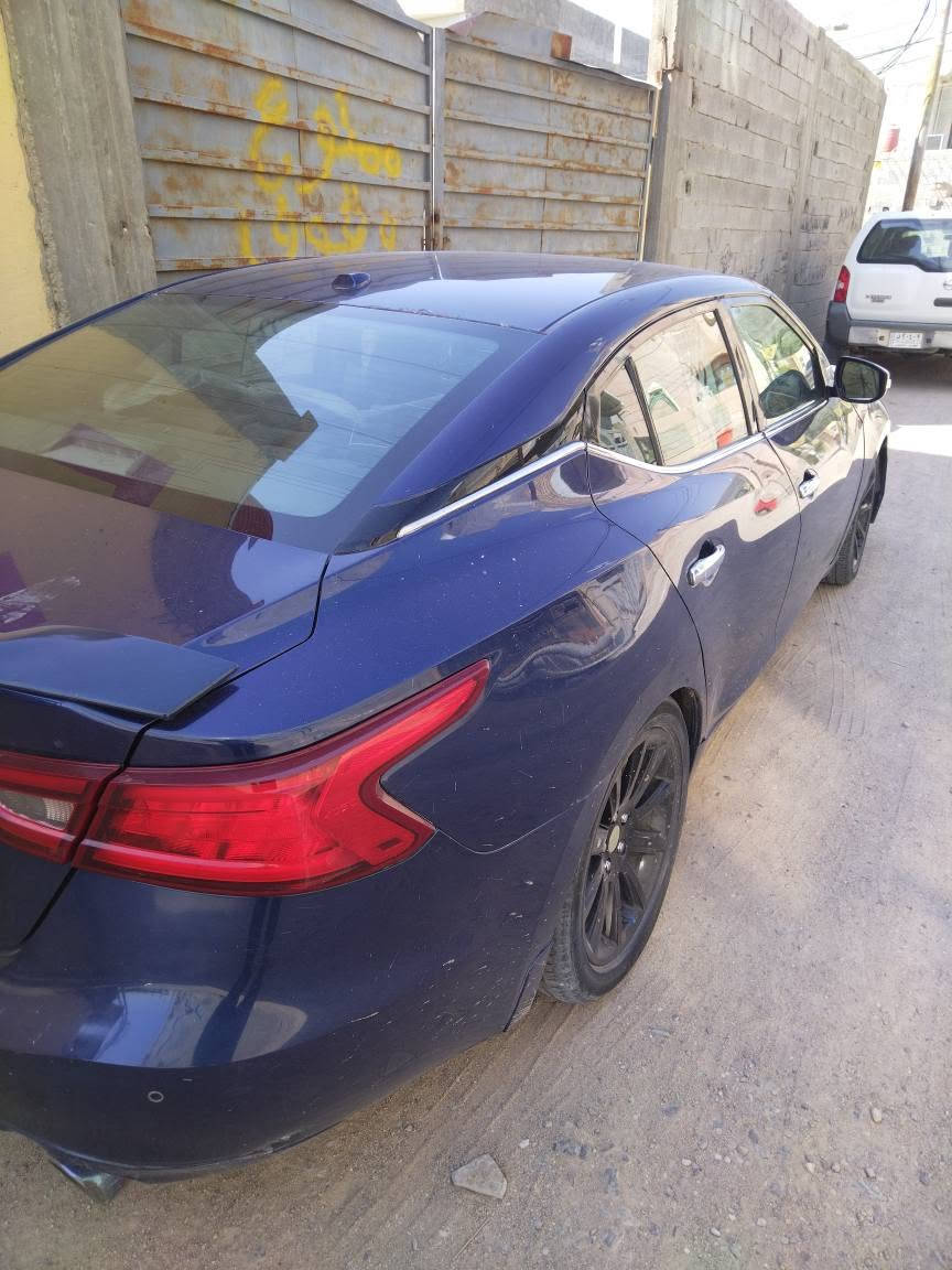 سلام عليكم بيع أو مراوس حسب قناعة بأقل سعر نيسان مكزما م ١٦ فول عده فتحة كير محرك كهرباء كله شغاله تبريد شغال بس يحتاج تبديل كمريسر راديتر وارد كندي بدون حادث فقط بلعراق باب خلف سايق طربة خفيفة *********** اتصل سعر ١٠٠ وبيه مجال وخادم ماشيه ٩٧٠٠٠ البصرة, العراق
