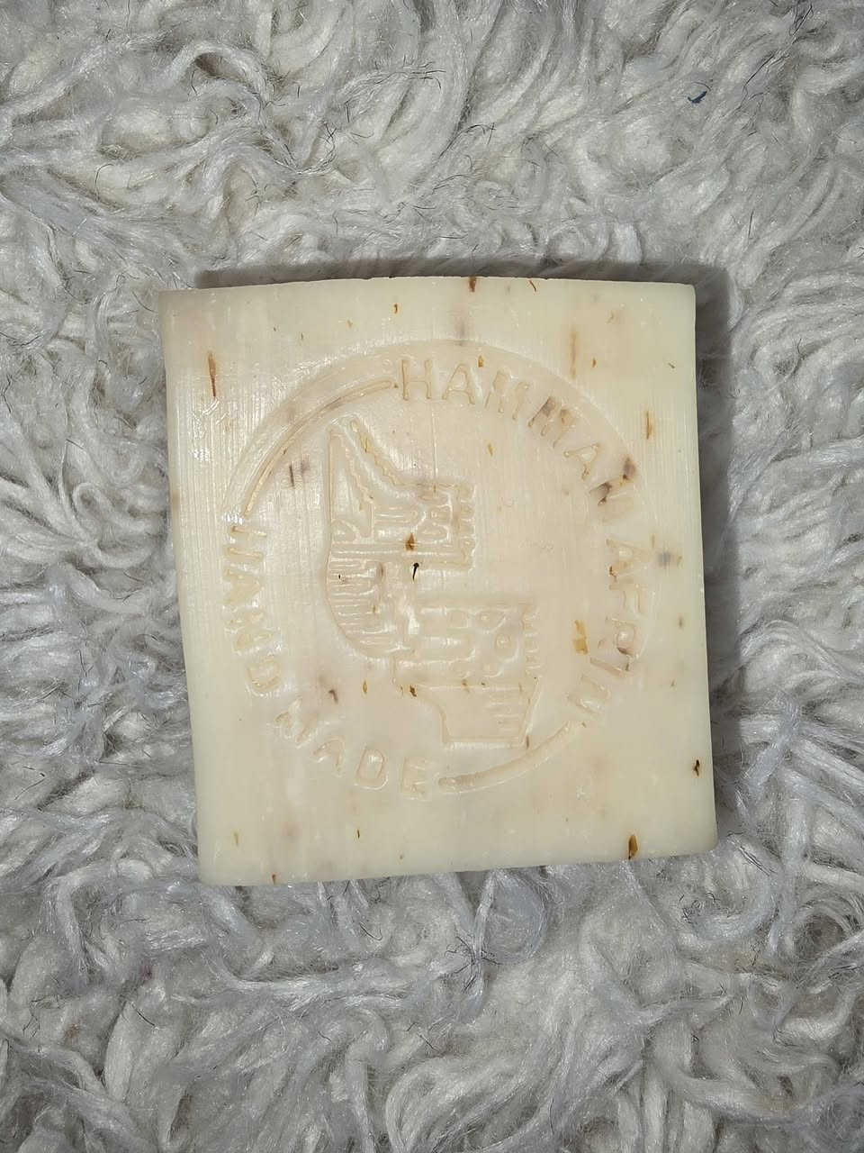 يوجد لدينا جميع أنواع صابون


**إذا كنت صاحب هذا الإعلان وتريد حذفه لأي سبب، رجاءا أرسل رسالة إلى الدعم الفني**