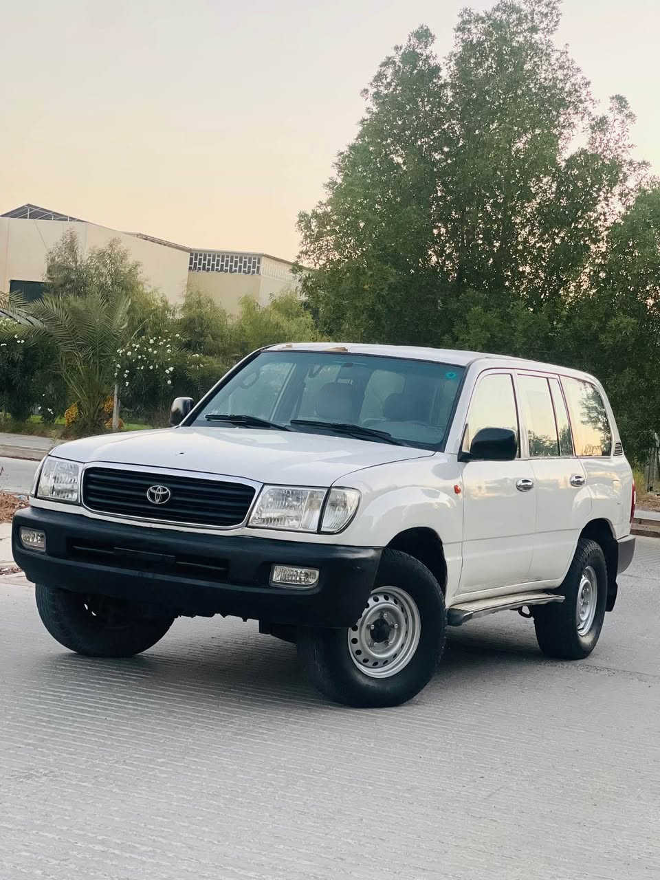 لاندكروز مونيكا 2002 كير عادي رقم جديد سنويه لل31
تحويل مباشر . ٦ سلندر محرك كير نظاف كلش 
مصبوغه كفاله من كص وشواصي الشراي يخابرني وبي خير ويدلل 
السعر 98 بيها مجال بسيط للشراي 
للاستفسار *********** النجف, العراق
