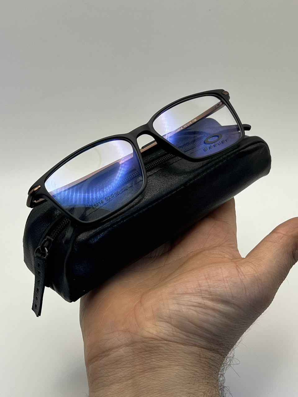 عشاق النضارات 
قطع مختلفه جدا 
المهتم فيها مراسلتي


**إذا كنت صاحب هذا الإعلان وتريد حذفه لأي سبب، رجاءا أرسل رسالة إلى الدعم الفني**