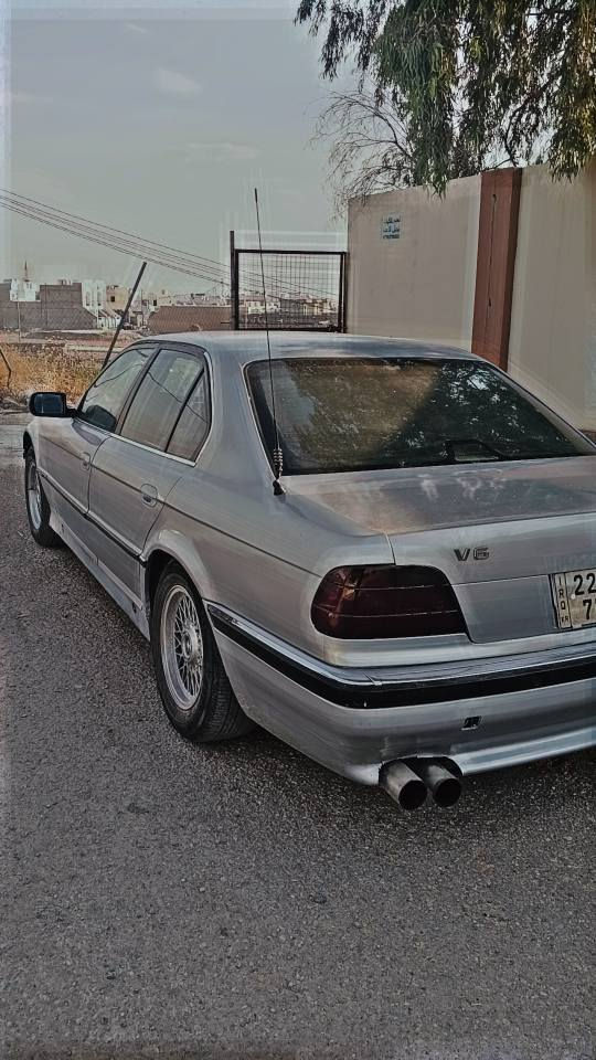 بي ام كاسح مودیل 1998 فول موصفات سلایت تبرید ثلج كیر محرك شرط كشن جلد كشن كهربا و هيتر  جام كارباي رقم اربیل شرط تحویل سبغ عام جمالية سعر 85 بیها مجال مراوس حسب قناعة رقم موبایل *********** كركوك, العراق
