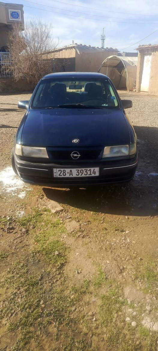 سلام عليكم اخواني اوبل حجم18 موديل 91 سياره فول نضافه شرط مصروف عليه سياره أحله من الصوره كلشيي شقال  دوشمه محرك كير شرط ويرمنيه  السعر 38 وبيه مجال عنوان موصل كسك ياره بسمي ***********وو***********
