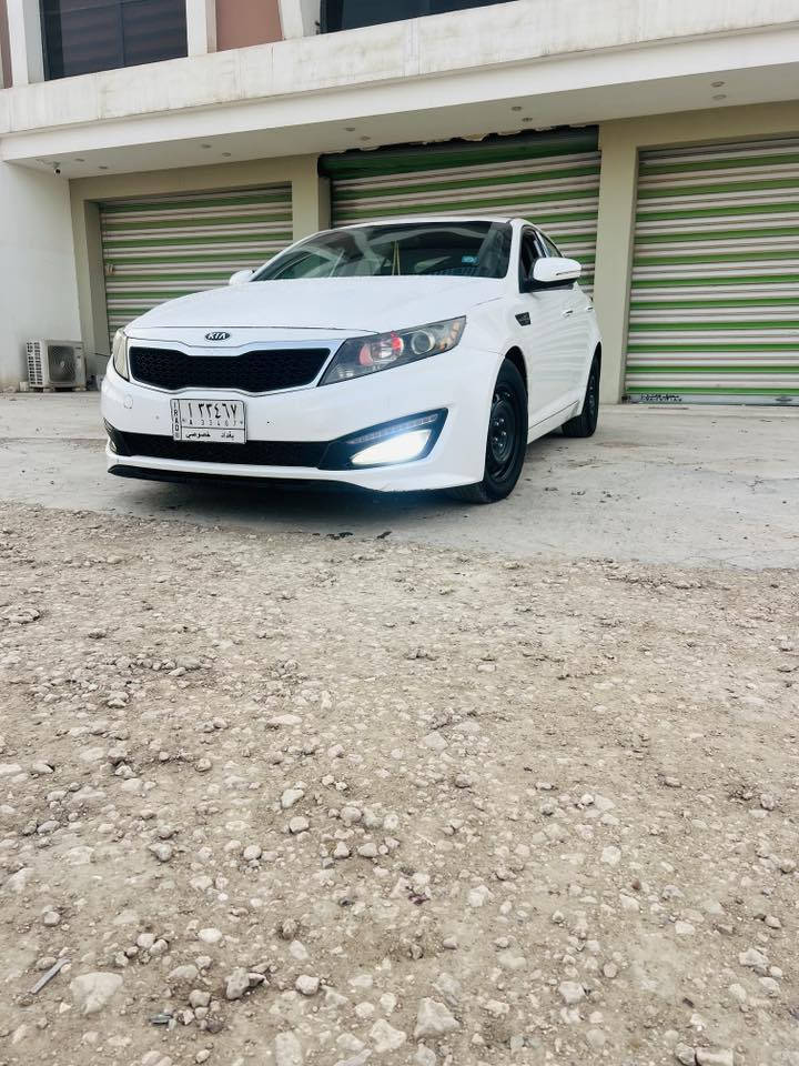 السلام عليكم اوبتما موديل 2012 امريكي بيه 3 قطع صبغ بدون دواخل بدون شواصي السياره مال جناي وخير من الله مداريها حيل وبلعافيه علا الياخذها مكينه 2400 GDI كفاله لاتنقيص ولا تبخير تبريد ثلج مكينه كير حداديه خير من الله عربانه وره جديده رقم بغداد مداور ثاني يوم مكان السياره بابل  السعر ب 106بيها مجال مجال للشراي ***********
